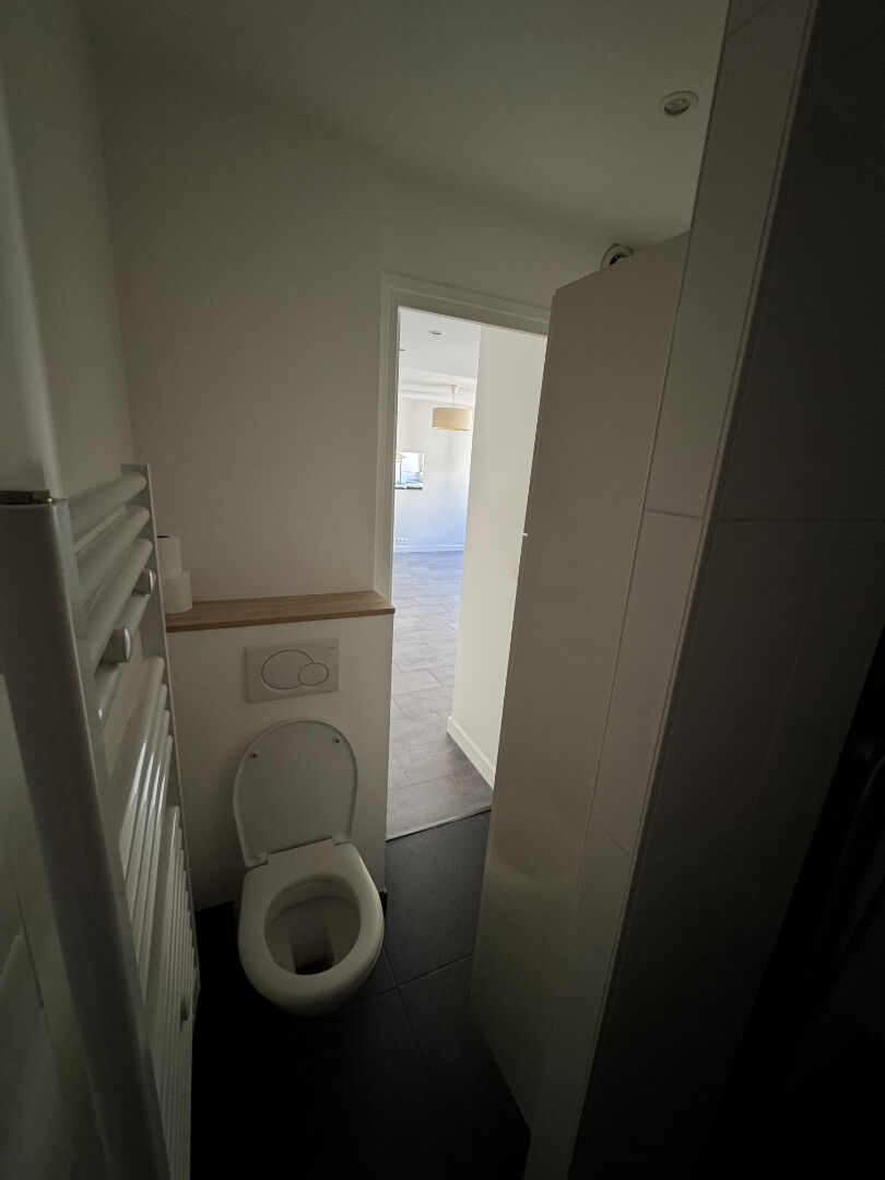 Appartement Paris 2 pièce(s) 7