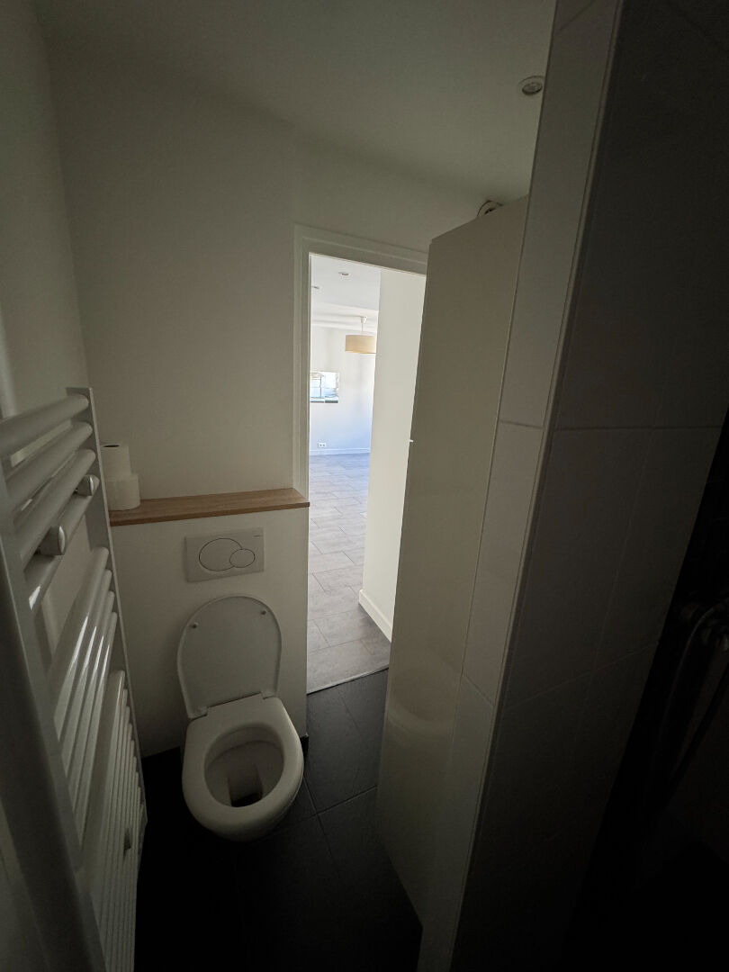 Appartement Paris 2 pièce(s) 8