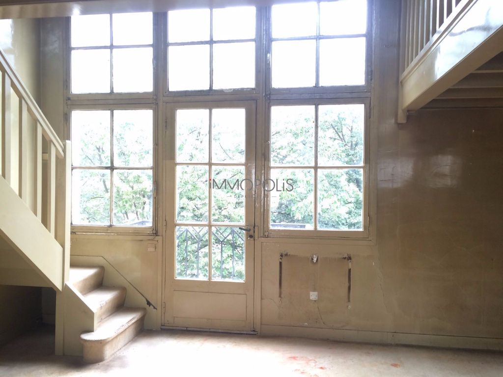 Avenue Junot – top floor 1