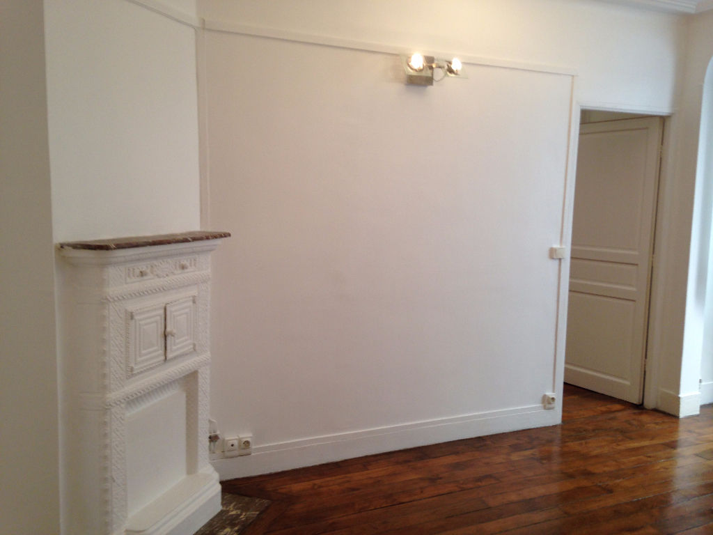 2-room apartment not furnished – Paris 18 th 1