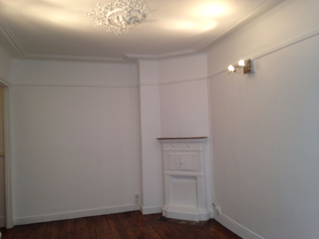 Appartement 2 pièces non meublé – PARIS 18 ème 2