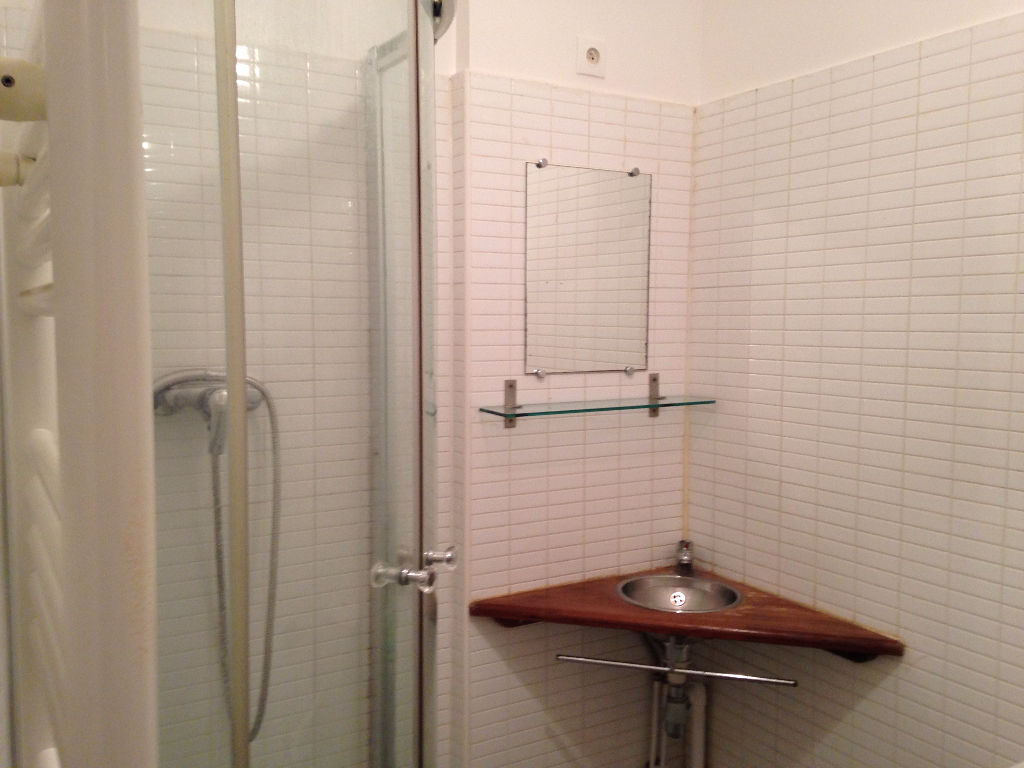 Appartement 2 pièces non meublé – PARIS 18 ème 7