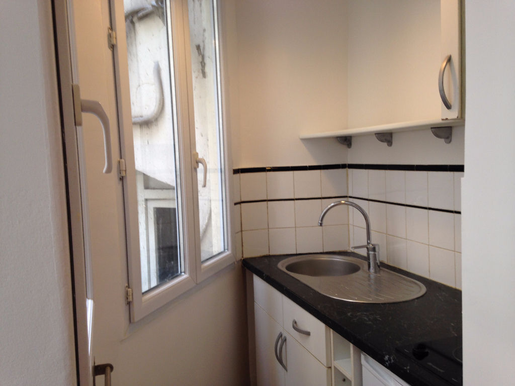 Appartement 2 pièces non meublé – PARIS 18 ème 8