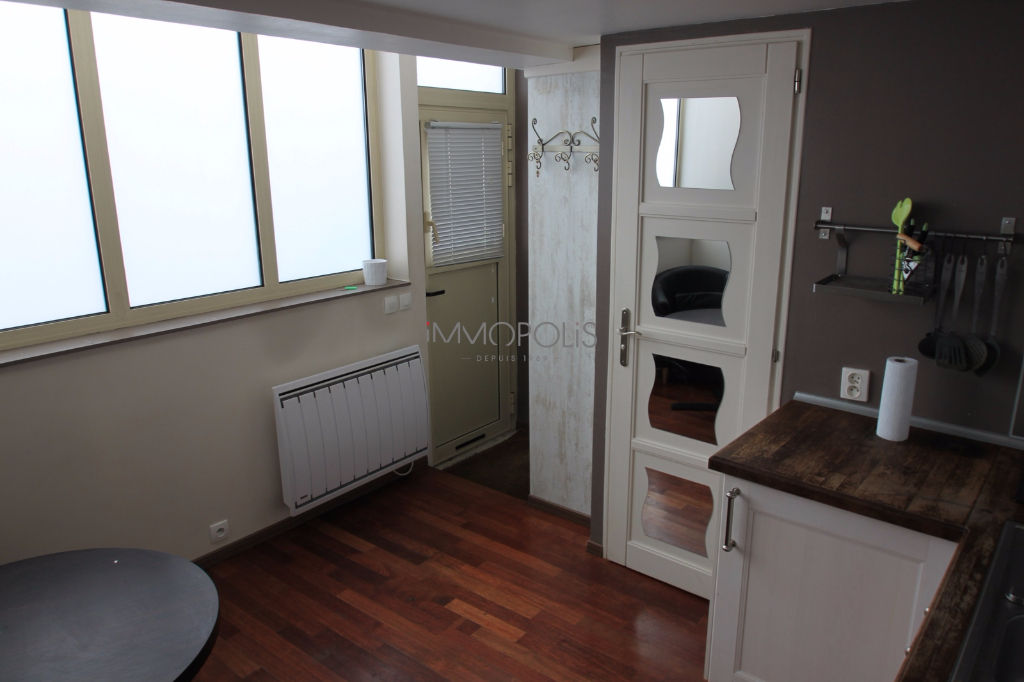 Appartement Paris 2 pièce(s) 17 m2 2