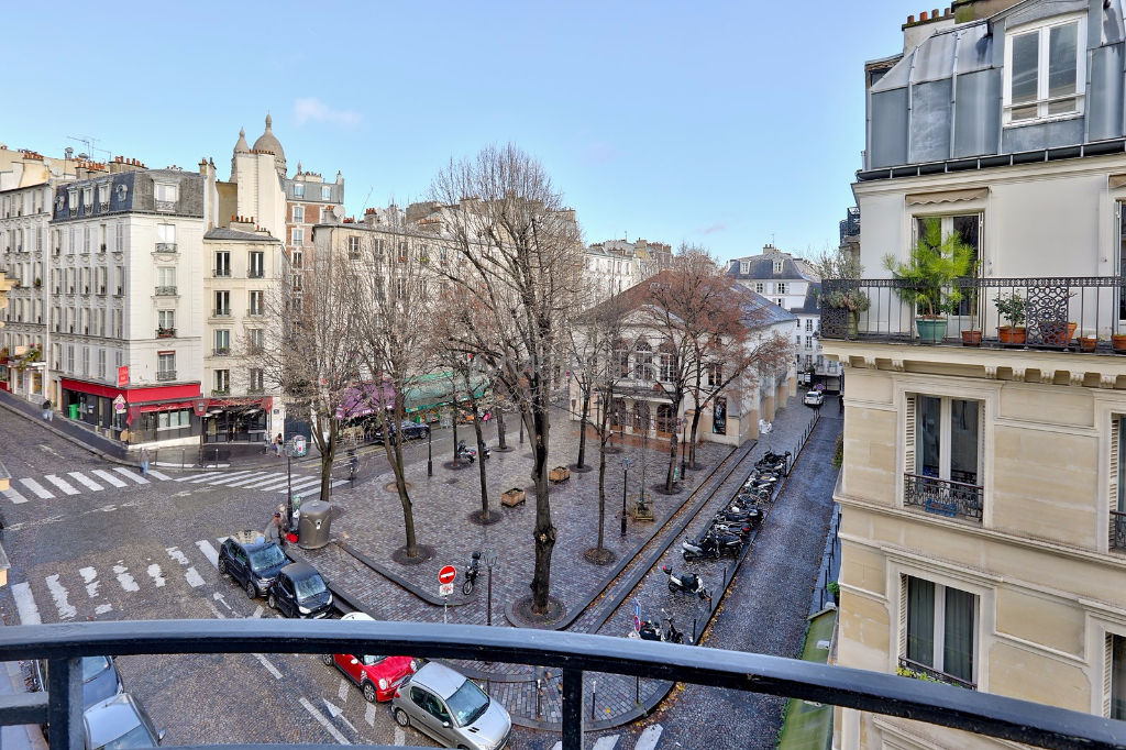 Place du Théâtre de l’Atelier Apartment 4 piece of 100 m² 3