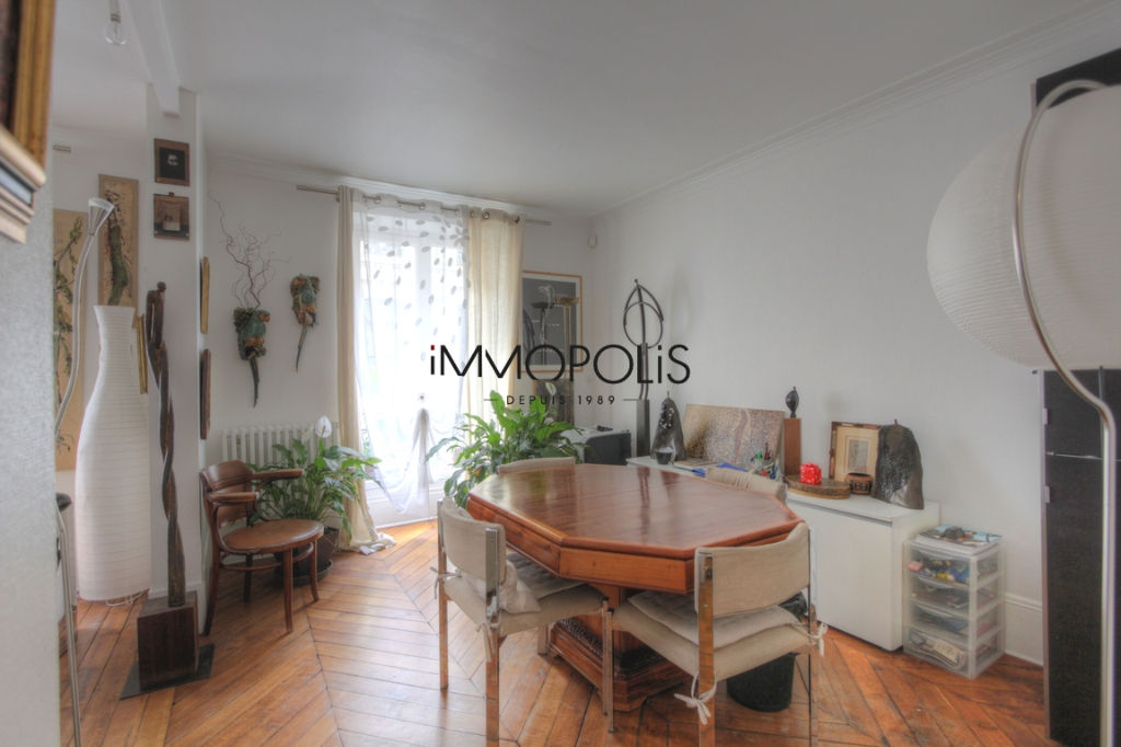 Very beautiful 2/3 rooms with abbesses, full of charm, perfect plan: to see! 7