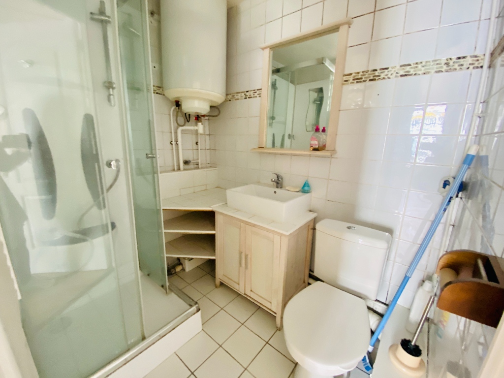 Studio non meublé – 22 m² – PARIS 18 ème 8