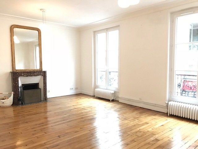 Appartement vide Paris 3 pièce(s) 70 m2 1