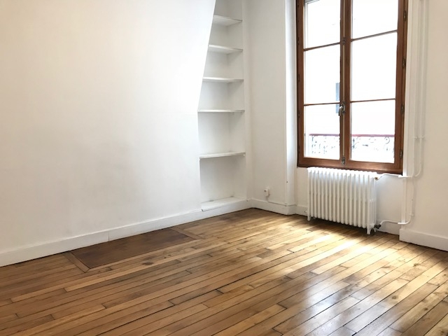 Appartement vide Paris 3 pièce(s) 70 m2 10