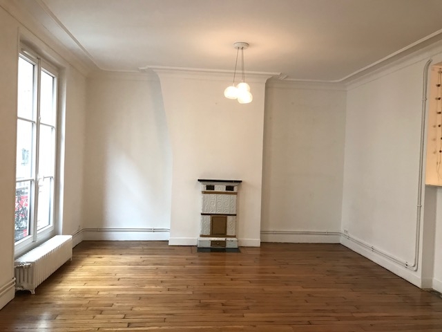 Appartement vide Paris 3 pièce(s) 70 m2 3