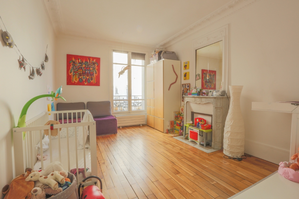 Avenue Junot – 3 -room apartment of 66m² 5