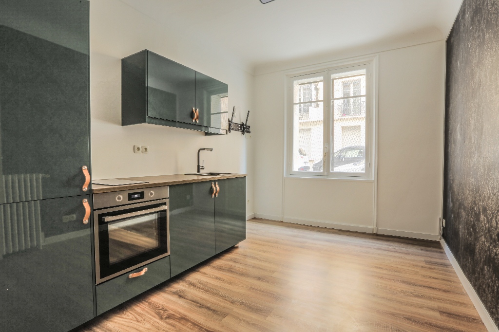 Charming 3 rooms refurbished – Paris XVIII – Damrémont sector 1