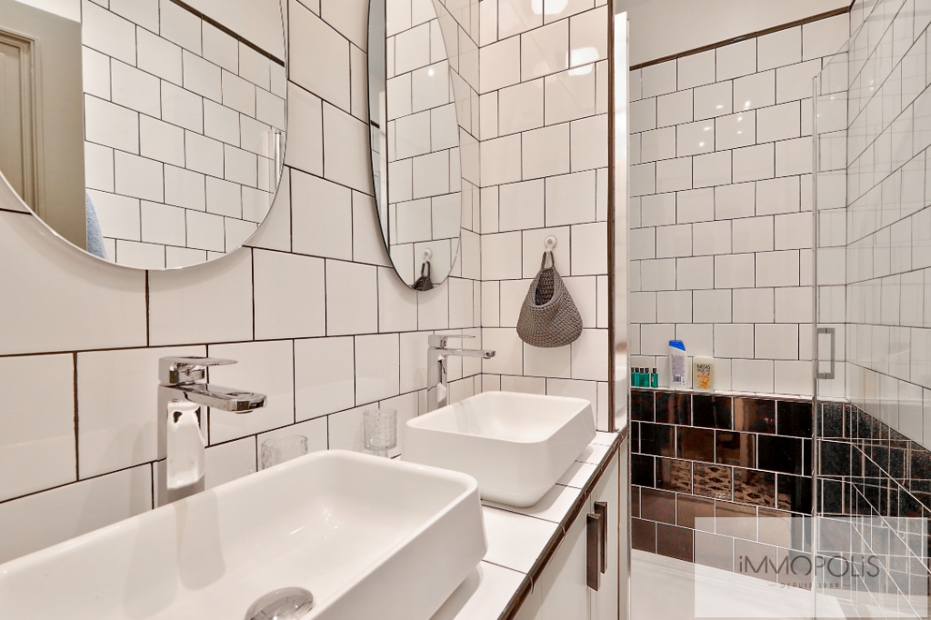 Star – Luxurious 4 -room apartment/2 bedrooms – 8