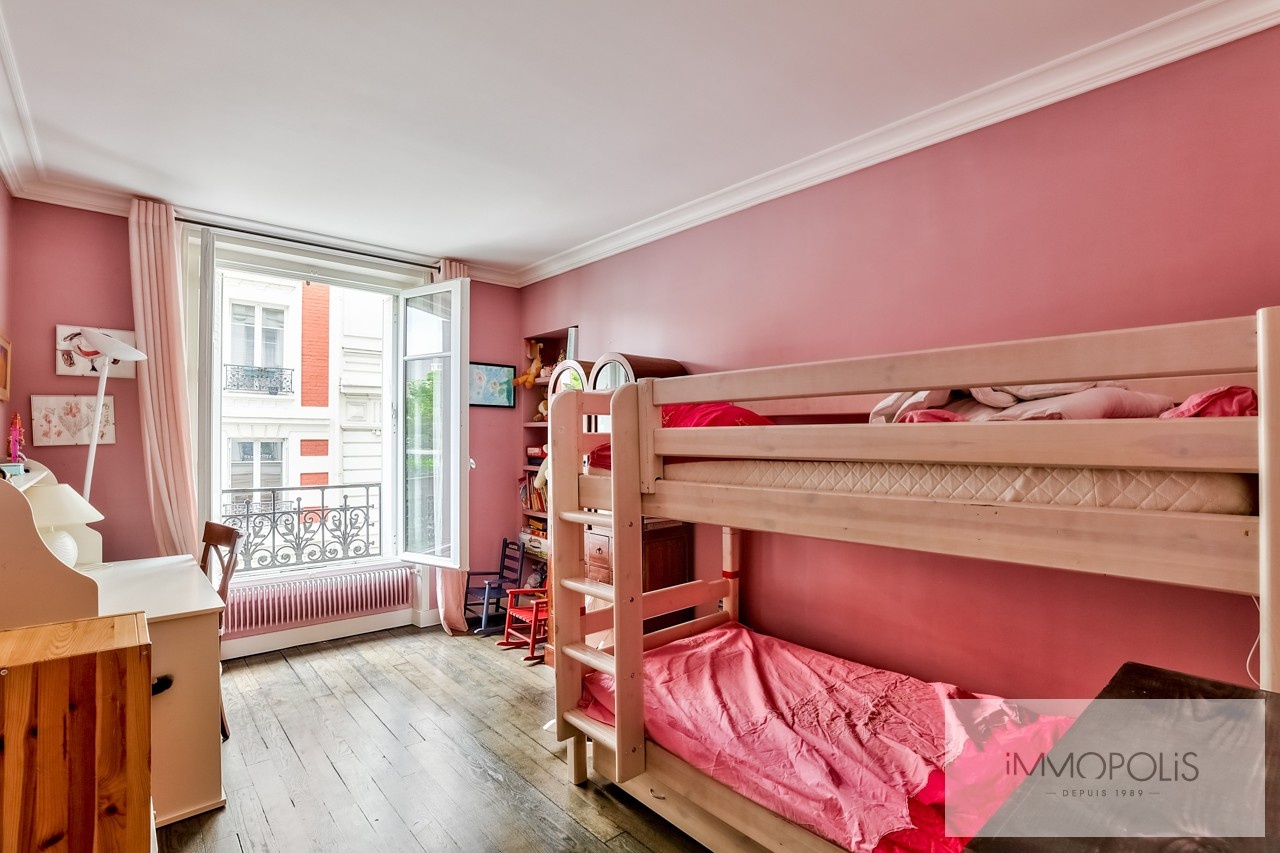 Family apartment of 7 rooms – Top Junot – Paris XVIII 4