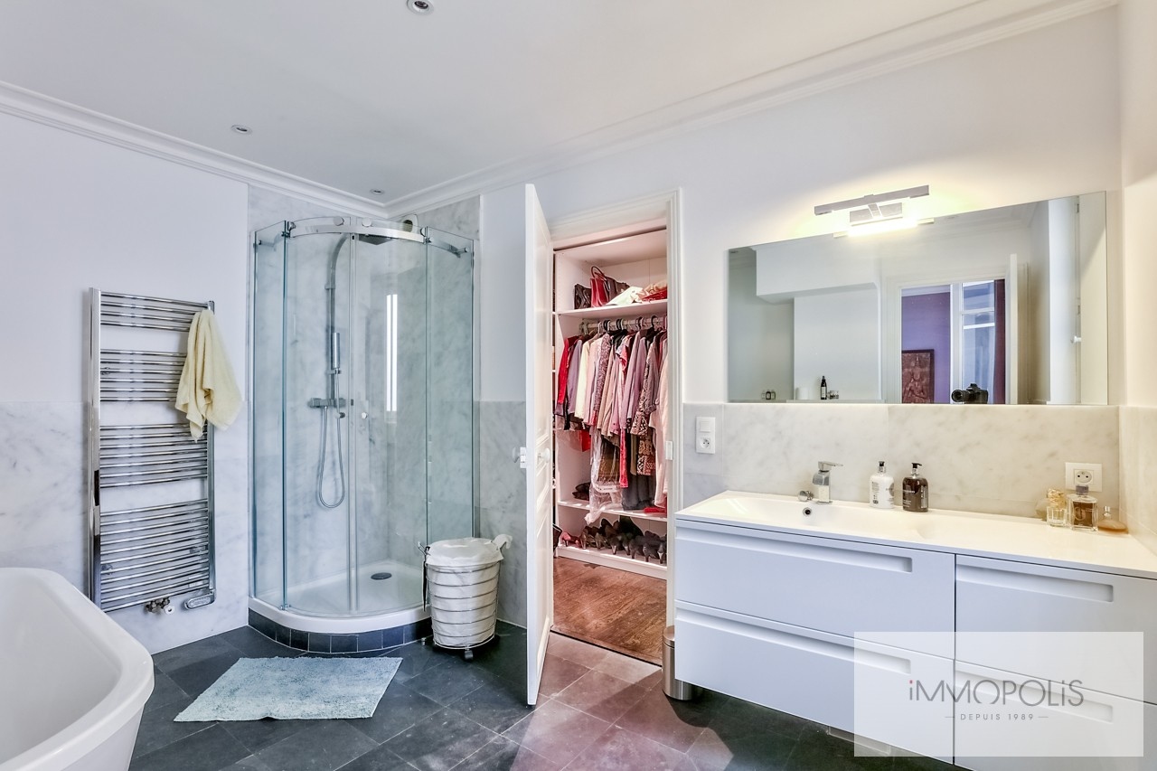 7 -room family apartment – Haut Junot – Paris XVIII 6