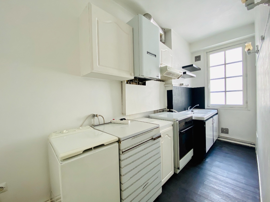 Appartement PARIS 18 – 1 pièce(s) – 27 m2 3