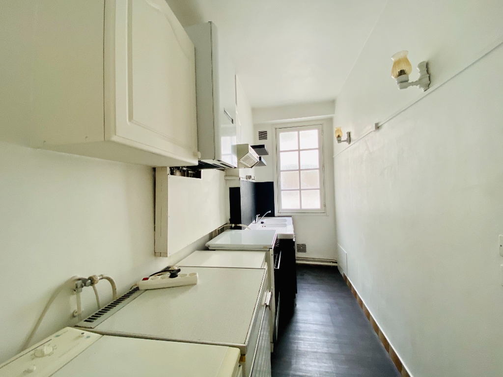 Appartement PARIS 18 – 1 pièce(s) – 27 m2 4