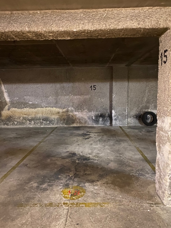 Place de Parking – Paris 75017 1