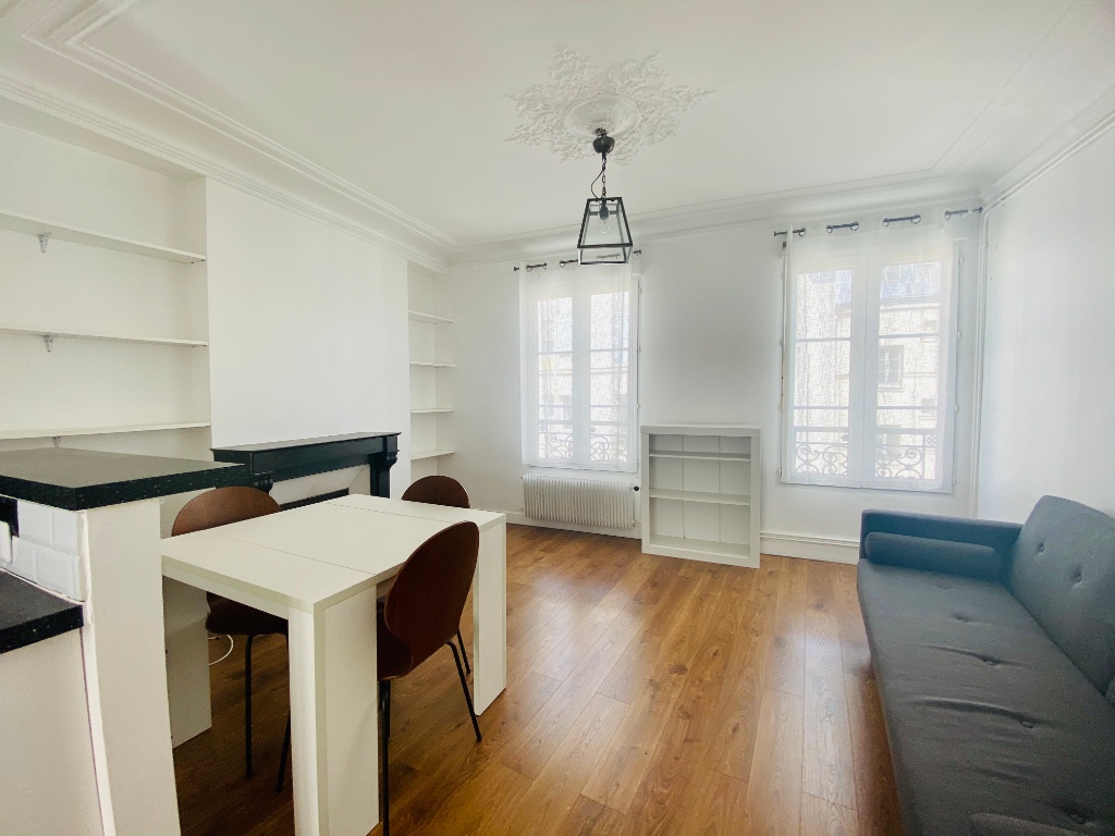 Furnished 2 room apartment – Paris 18th 2
