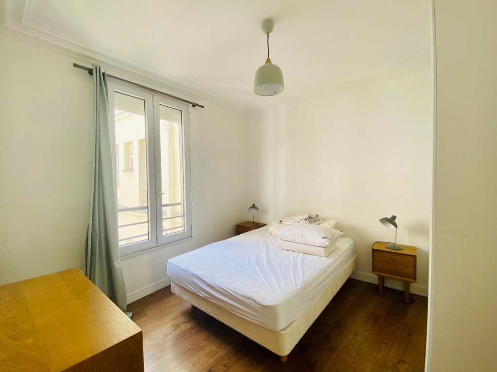 Furnished 2 room apartment – Paris 18th 7