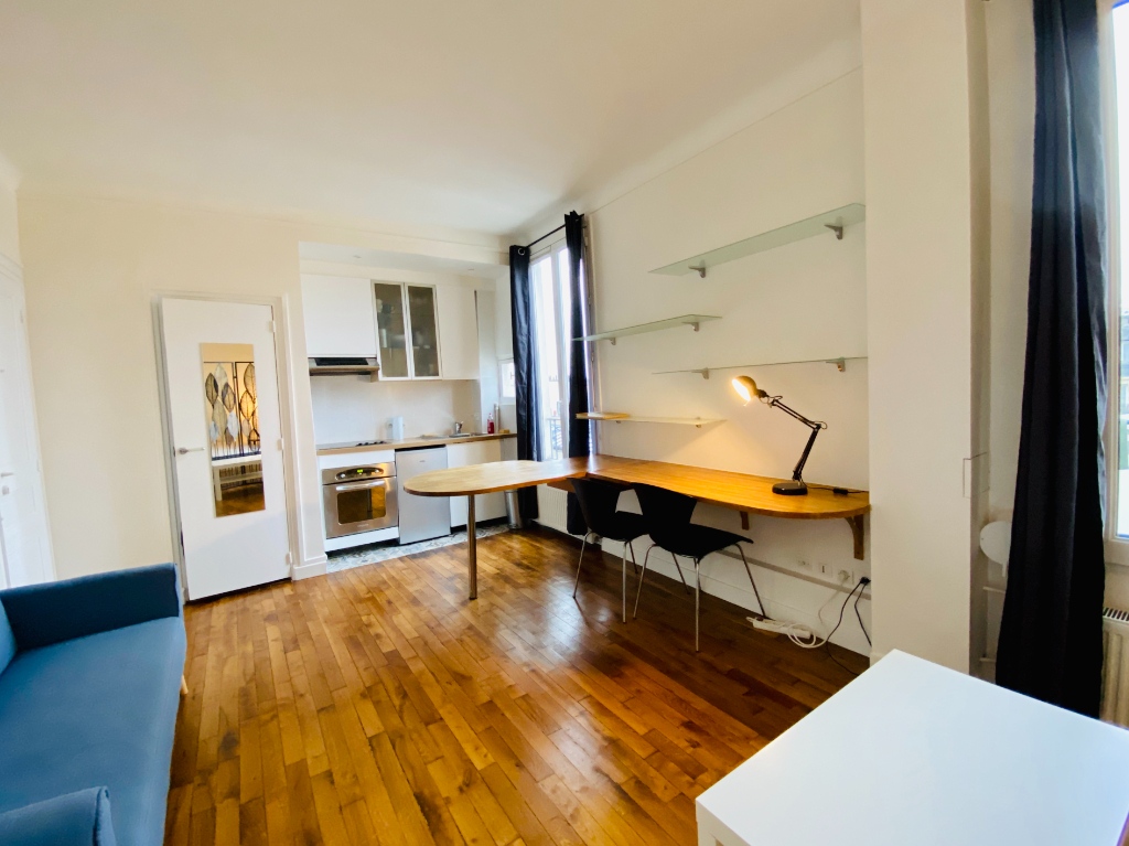 Paris apartment 1 room (s) 28 m2 4