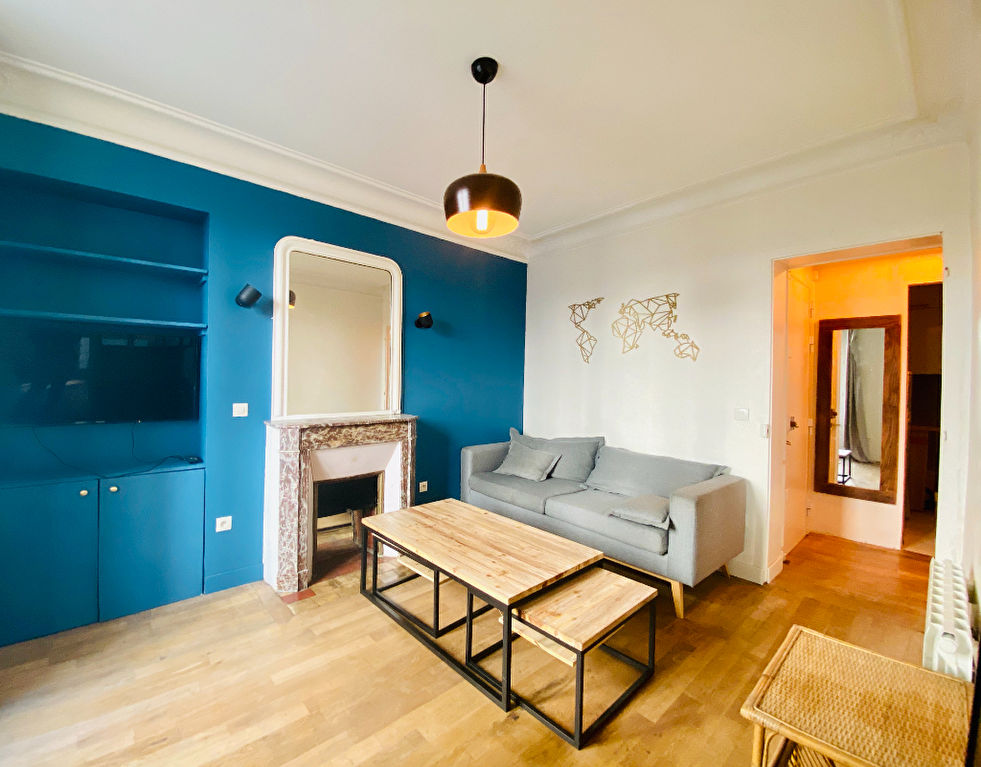 Paris apartment 2 room (s) 30.69 m2 1