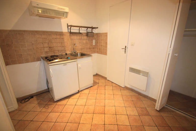 Apartment Paris 18 – 1 room (s) – 21 m2 3