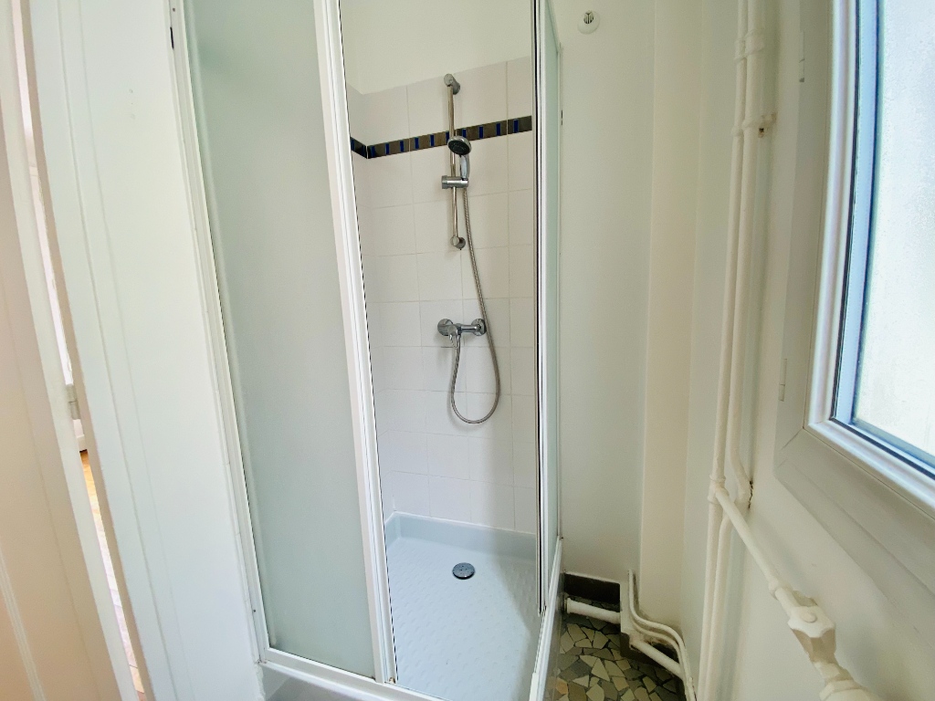 Studio vide 20m² Paris 17ème 8 Studio vide 20m² Paris 17ème 8