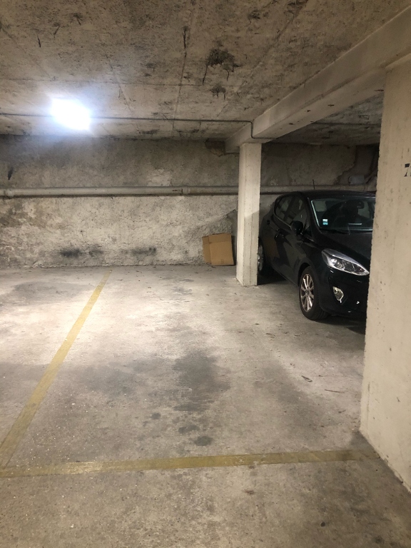 Place de parking – Paris 20 1
