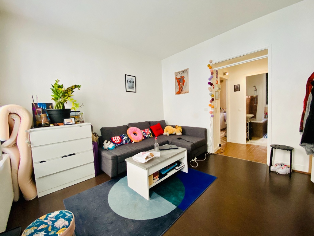 Apartment Montmartre Paris 18 – Empty studio 25 m² 2