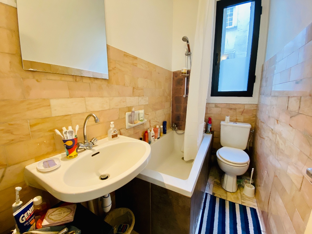Apartment Montmartre Paris 18 – Empty studio 25 m² 5