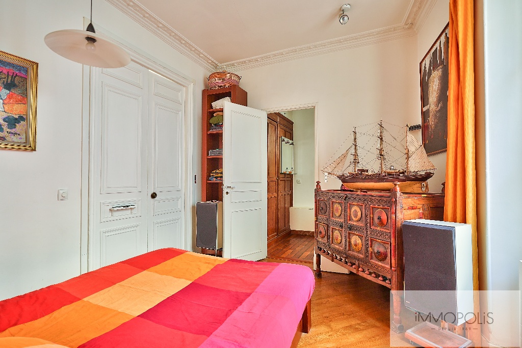 Apartment with unobstructed views, Abbesses Paris XVIII. 7
