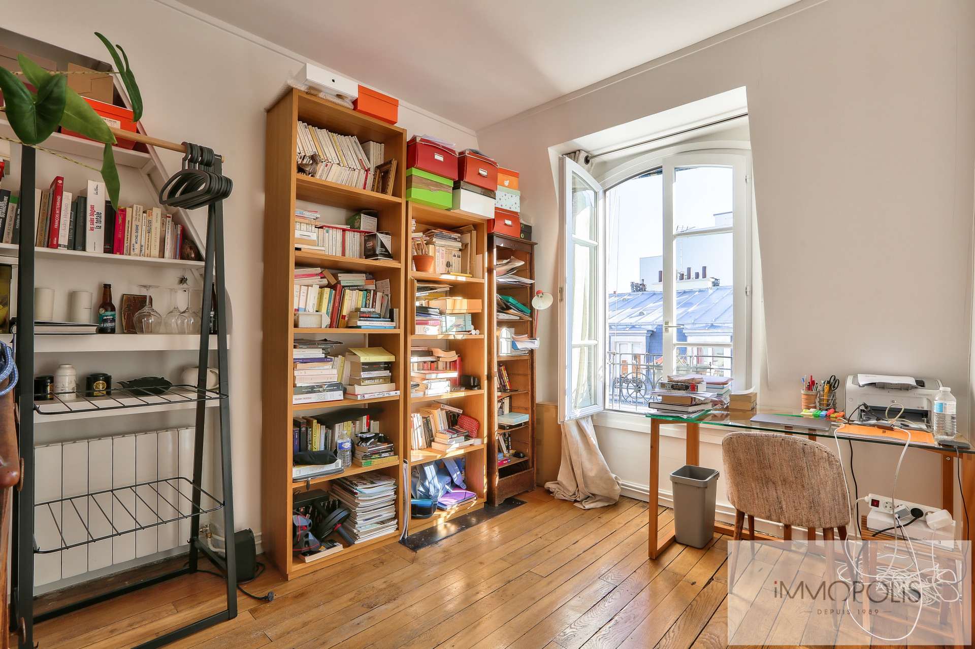 Charming apartment in Montmartre on top floor with unobstructed view. 9