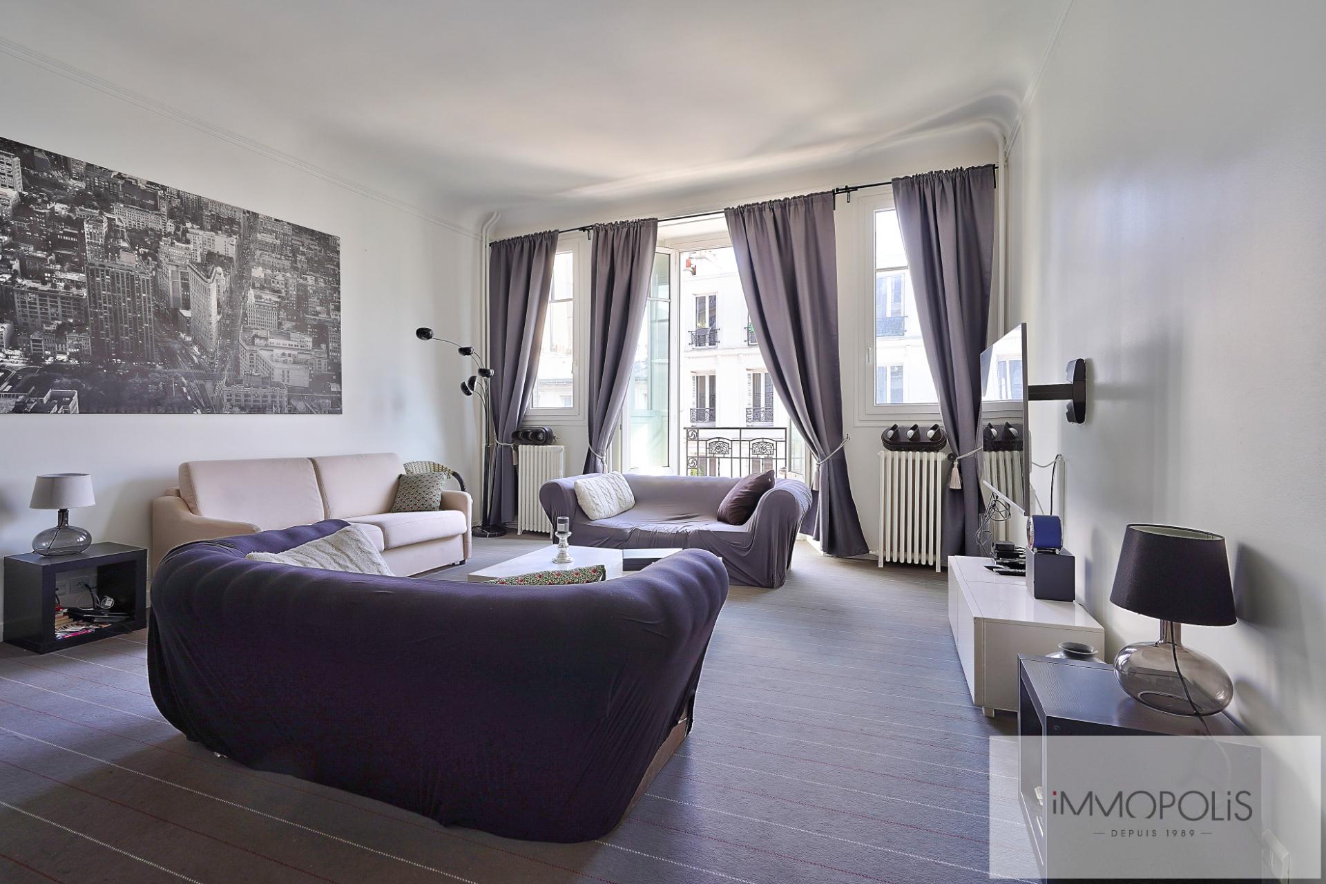 Exclusive rue des Abbesses A beautiful two rooms of 64 m2 1