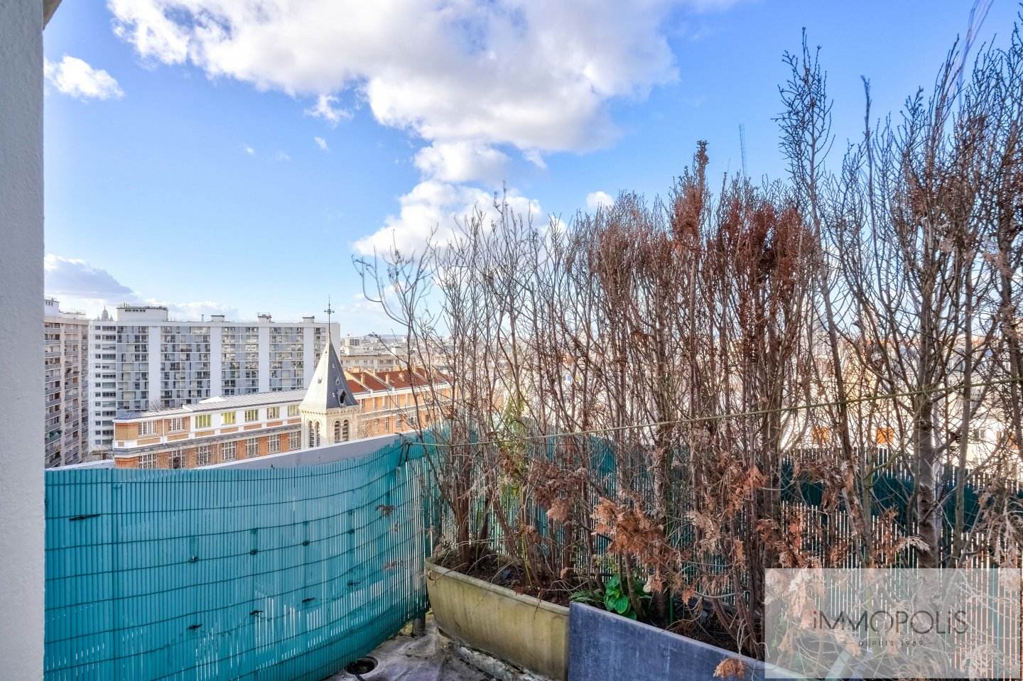 Bel appartement avec vue dégagée et deux terrasses. 13