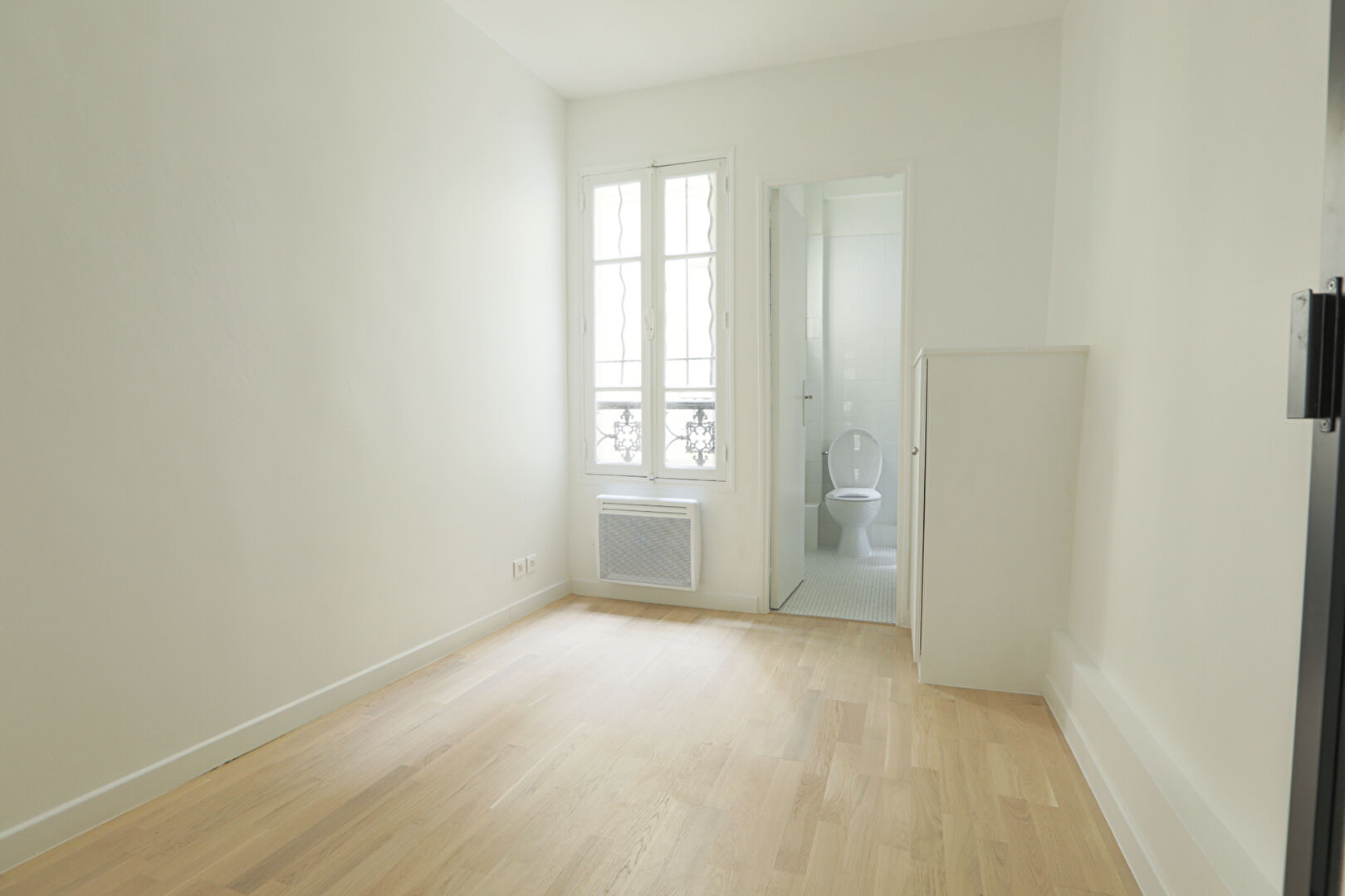 Rue Audran a two -room room refurbished 7