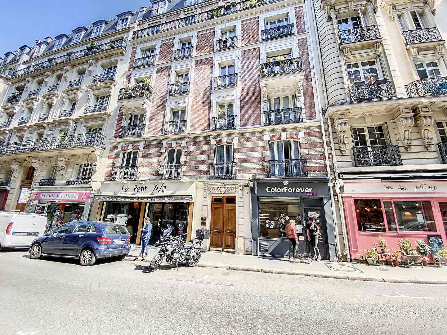 Damrémont – Beautiful 2 -room apartment 1
