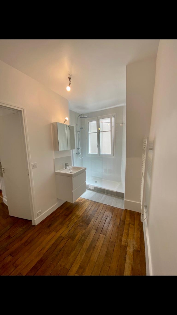 Appartement Paris 2 pièce(s) 43 m2 8