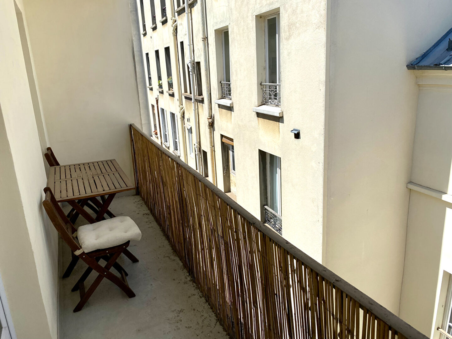 Paris apartment 1 room (s) 25 m2 2