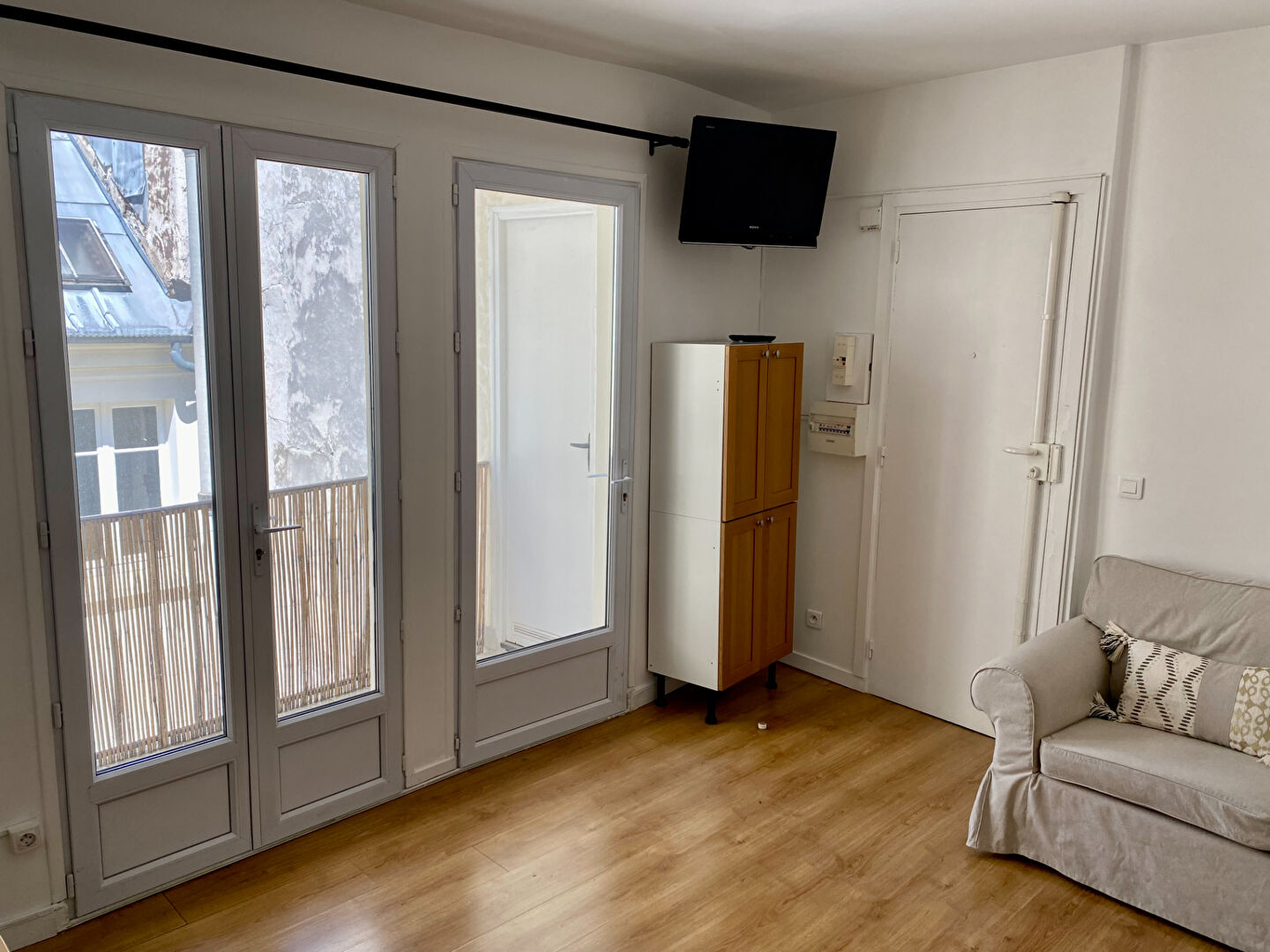 Paris apartment 1 room (s) 25 m2 3