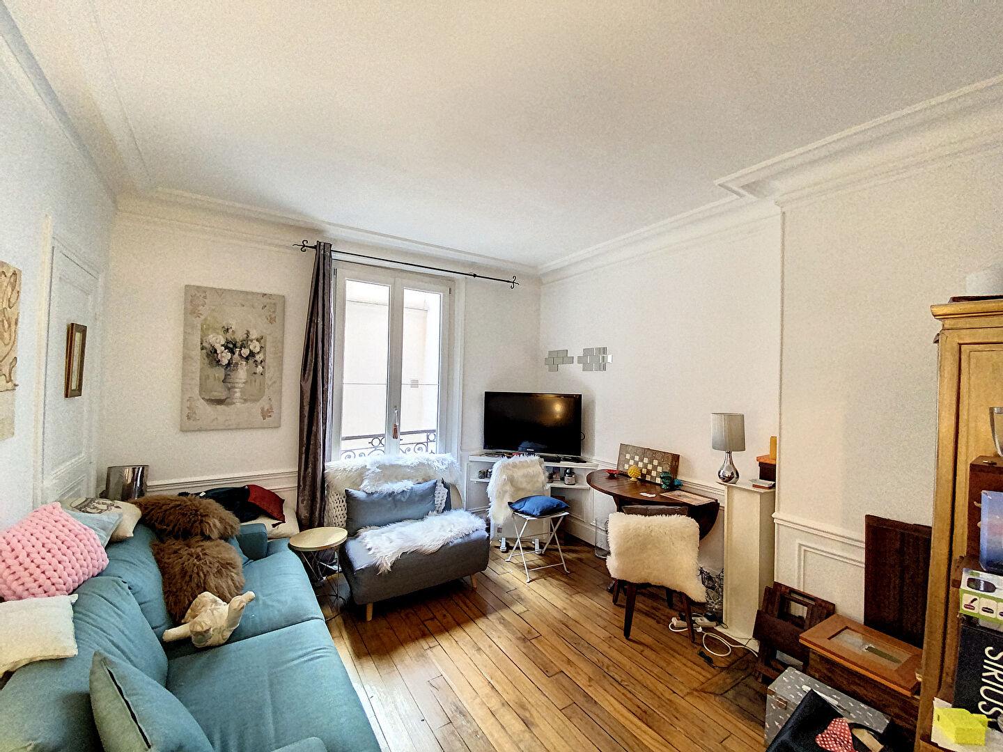 Damrémont – Beautiful 2 -room apartment 3