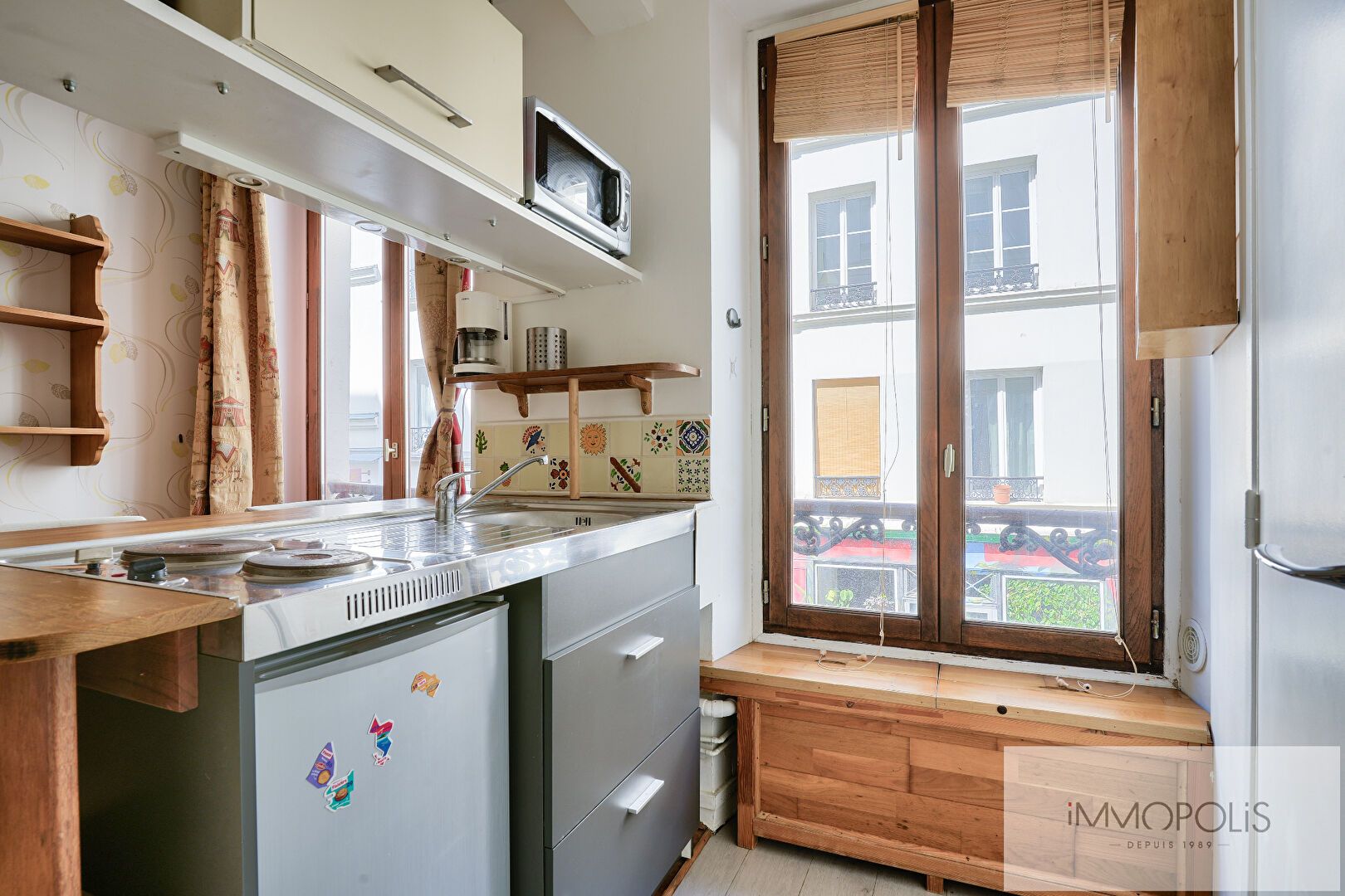 Beautiful studio in good condition well placed in Montmartre with a good DPE: e 6