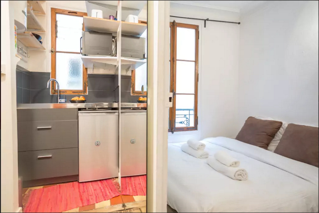 Charming 2 rooms in Montmartre, sold occupied 5