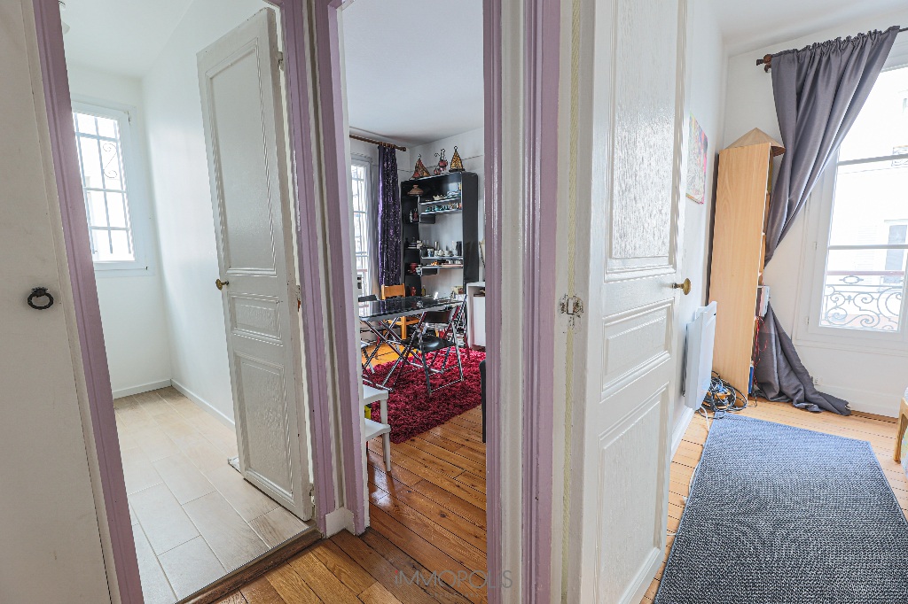 Beautiful 2 rooms in the middle of Montmartre, rue Feutrier, 50 meters from the Sacré-Coeur gardens! 14