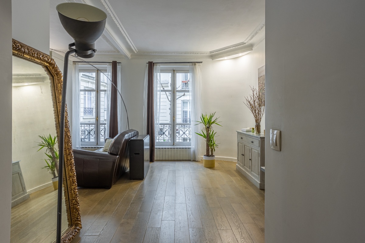 Beautiful 3 rooms of 58m² in the heart of the Ramey village 4