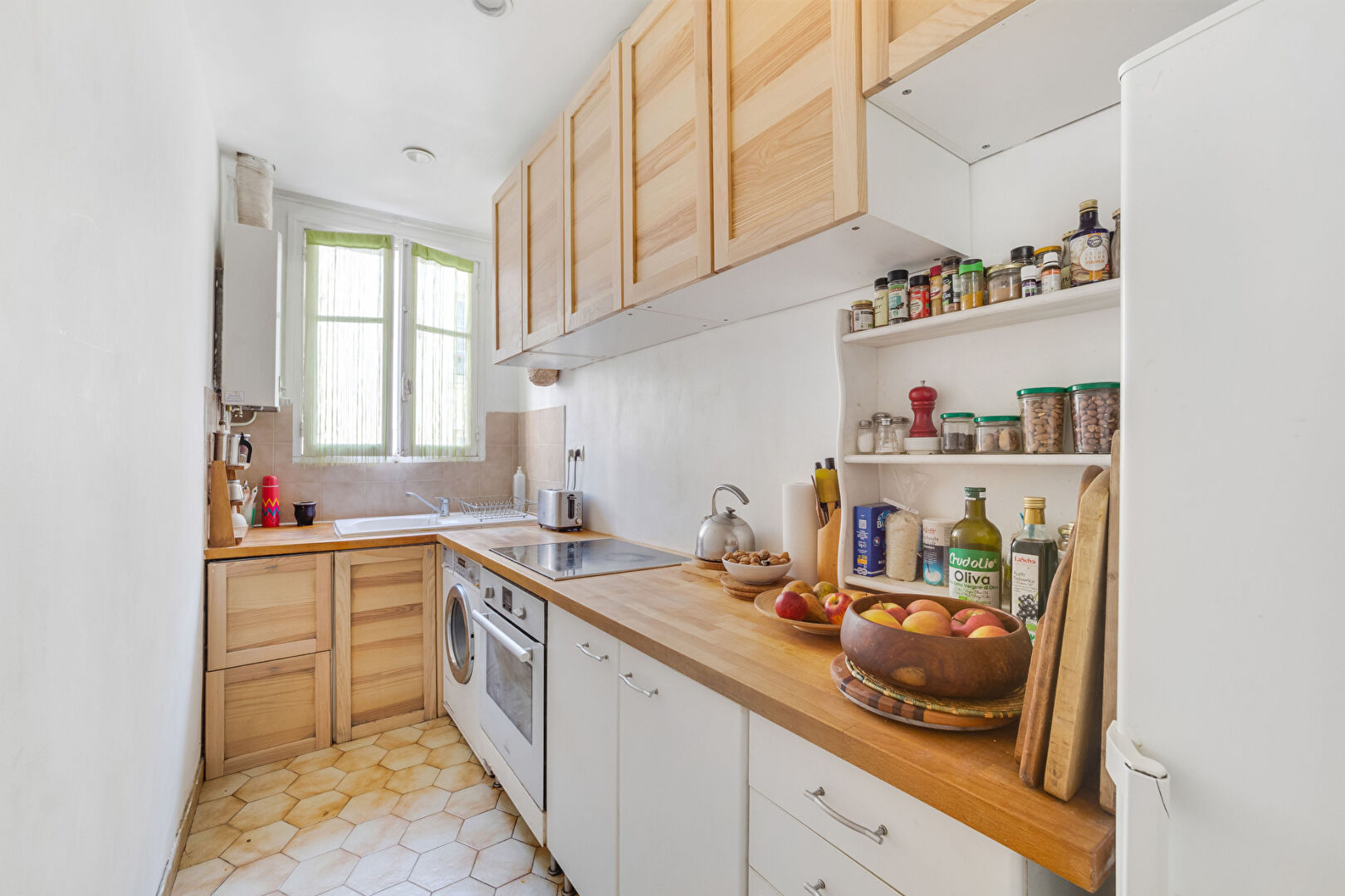 Paris 18th apartment – 3 room (s) 55 m2 6