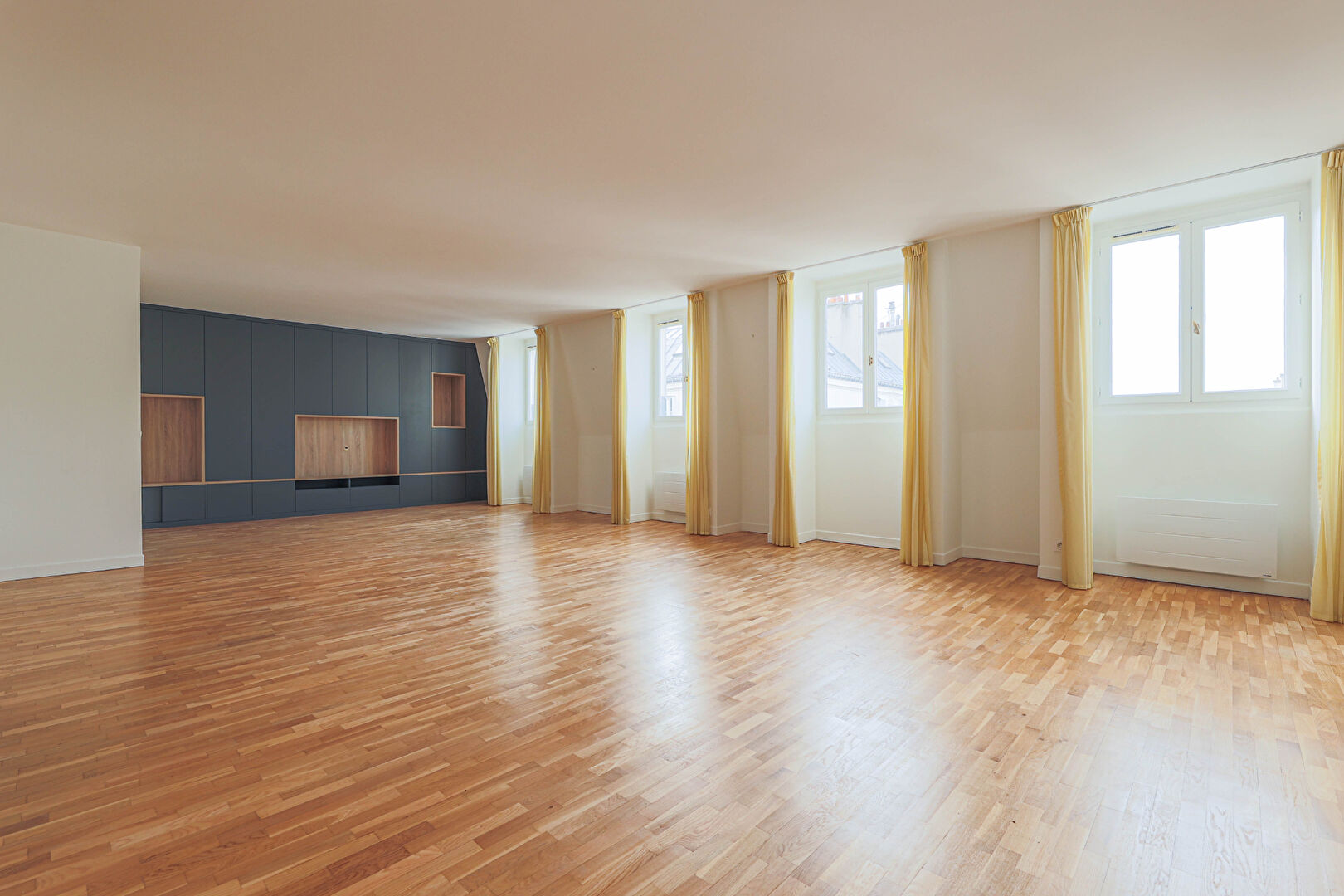 Paris apartment 4 room(s) 142 m2 1 Paris apartment 4 room(s) 142 m2 1