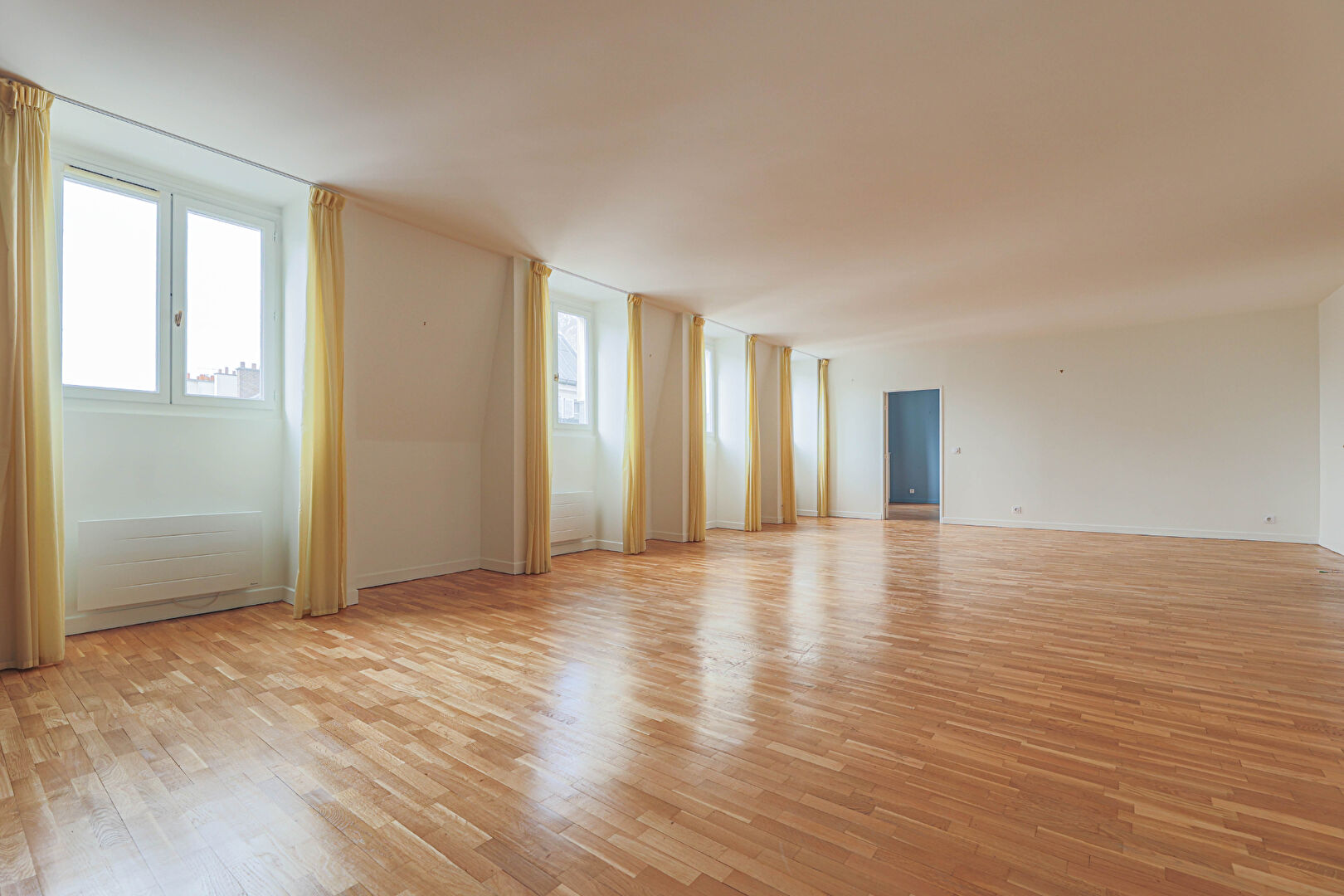 Paris apartment 4 room(s) 142 m2 3