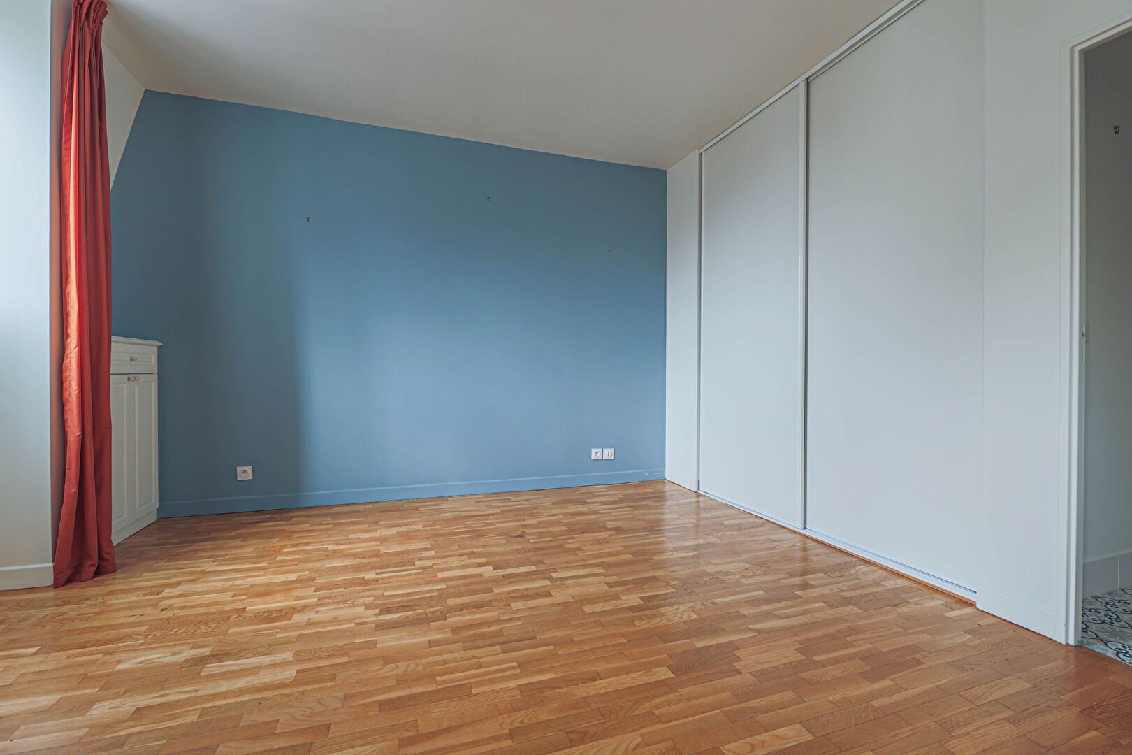 Paris apartment 4 room(s) 142 m2 4