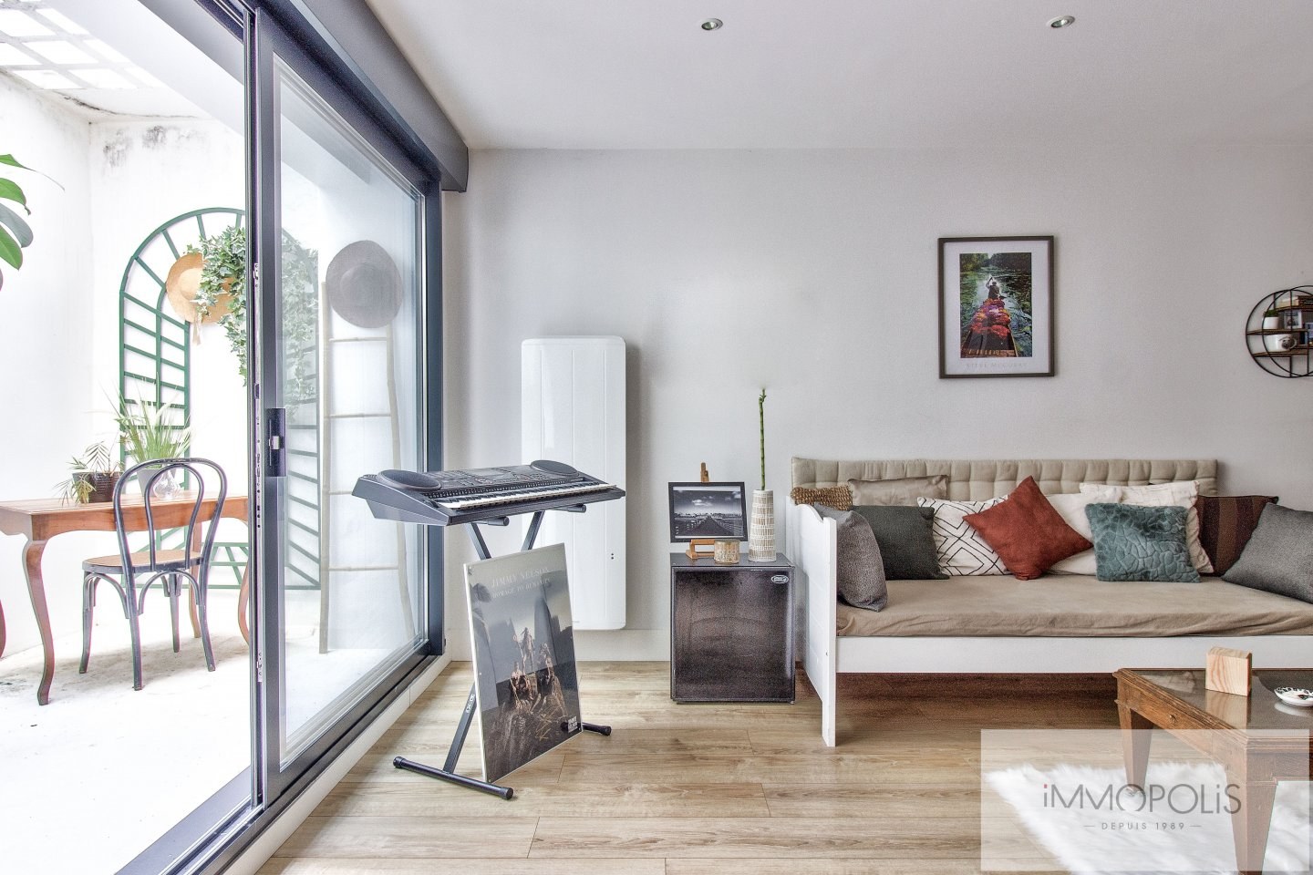 House with garden in the heart of Montmartre. 17